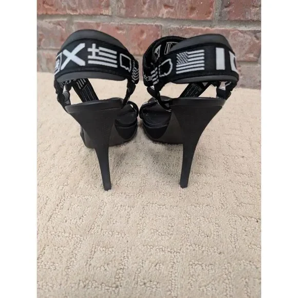 Y2K Grey Ant X Teva High Heel Stiletto Pump Womens Size 9 Black White Flags Hike - Picture 4 of 11